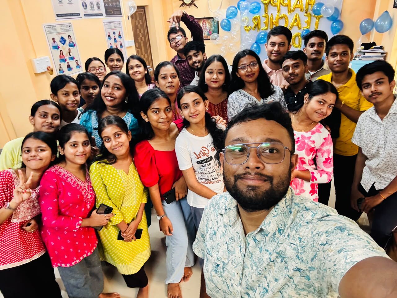Batch group photo with the faculty